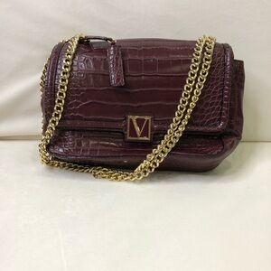 Victoria's Secret Burgundy/Crimson M Croc Crossbody Bag W/ Gold Chain Handle